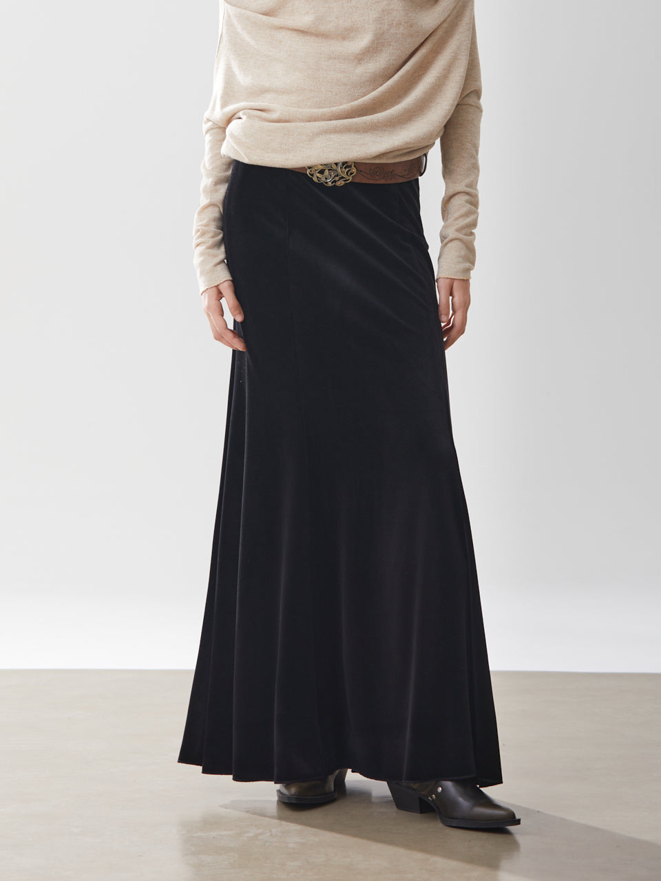 Elegant Velvet Mermaid Skirt – Perfect for Parties & Formal Occasions