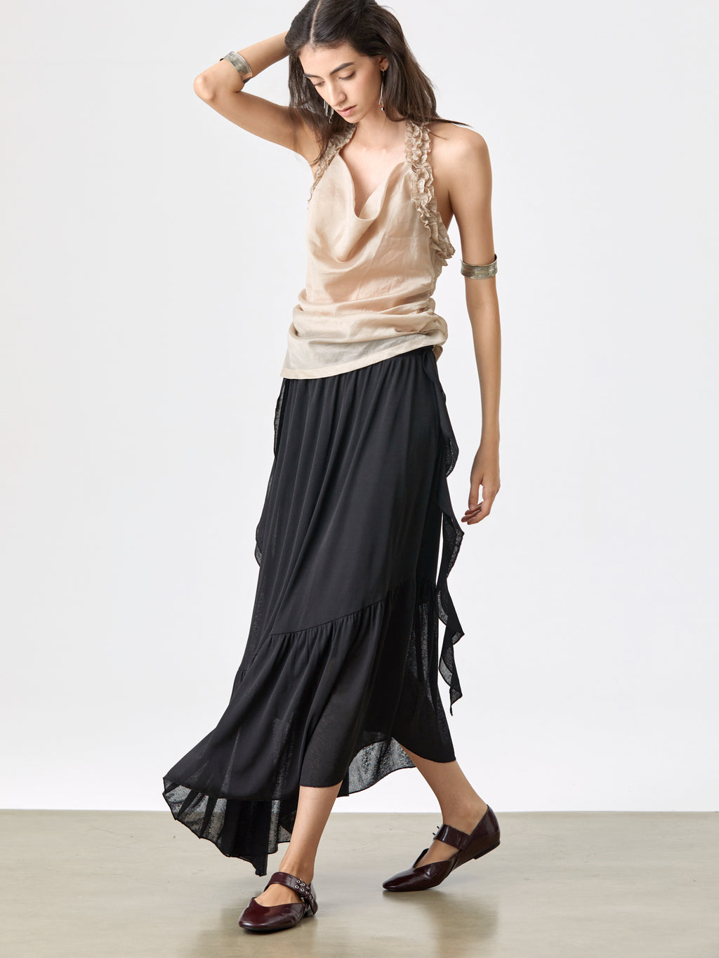 Chic Lace Backless Camisole – Perfect for Vacations & Parties