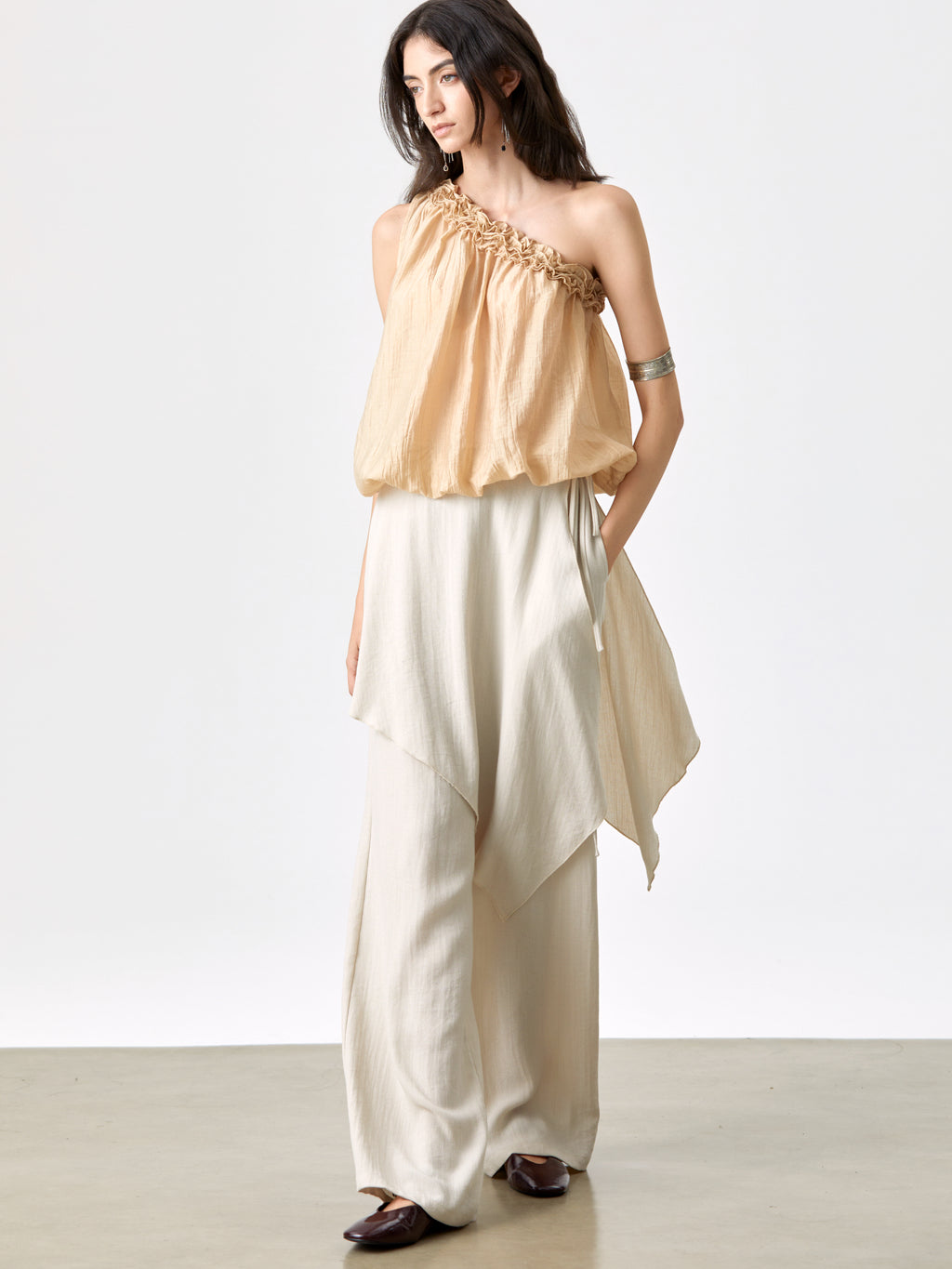 Asymmetrical off-the-shoulder lace tulip mini shirt- perfect for parties and vacations