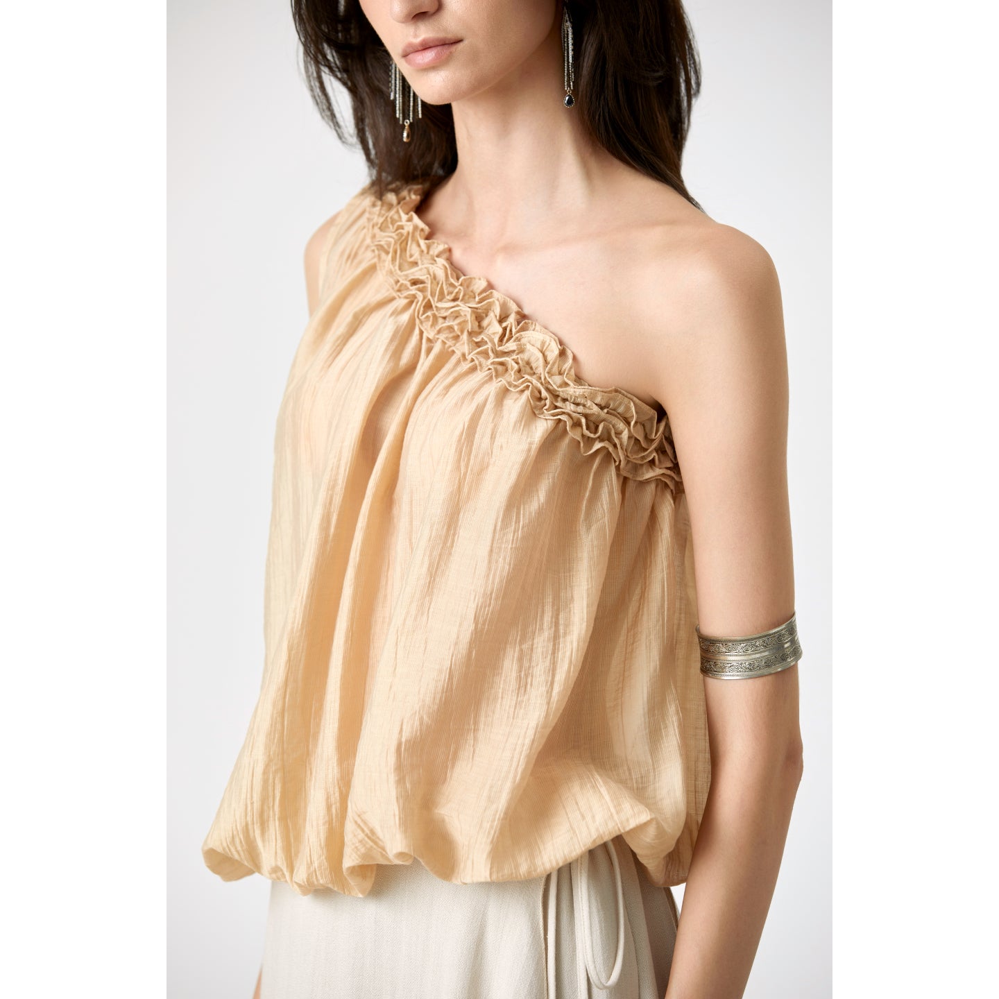 Asymmetrical off-the-shoulder lace tulip mini shirt- perfect for parties and vacations
