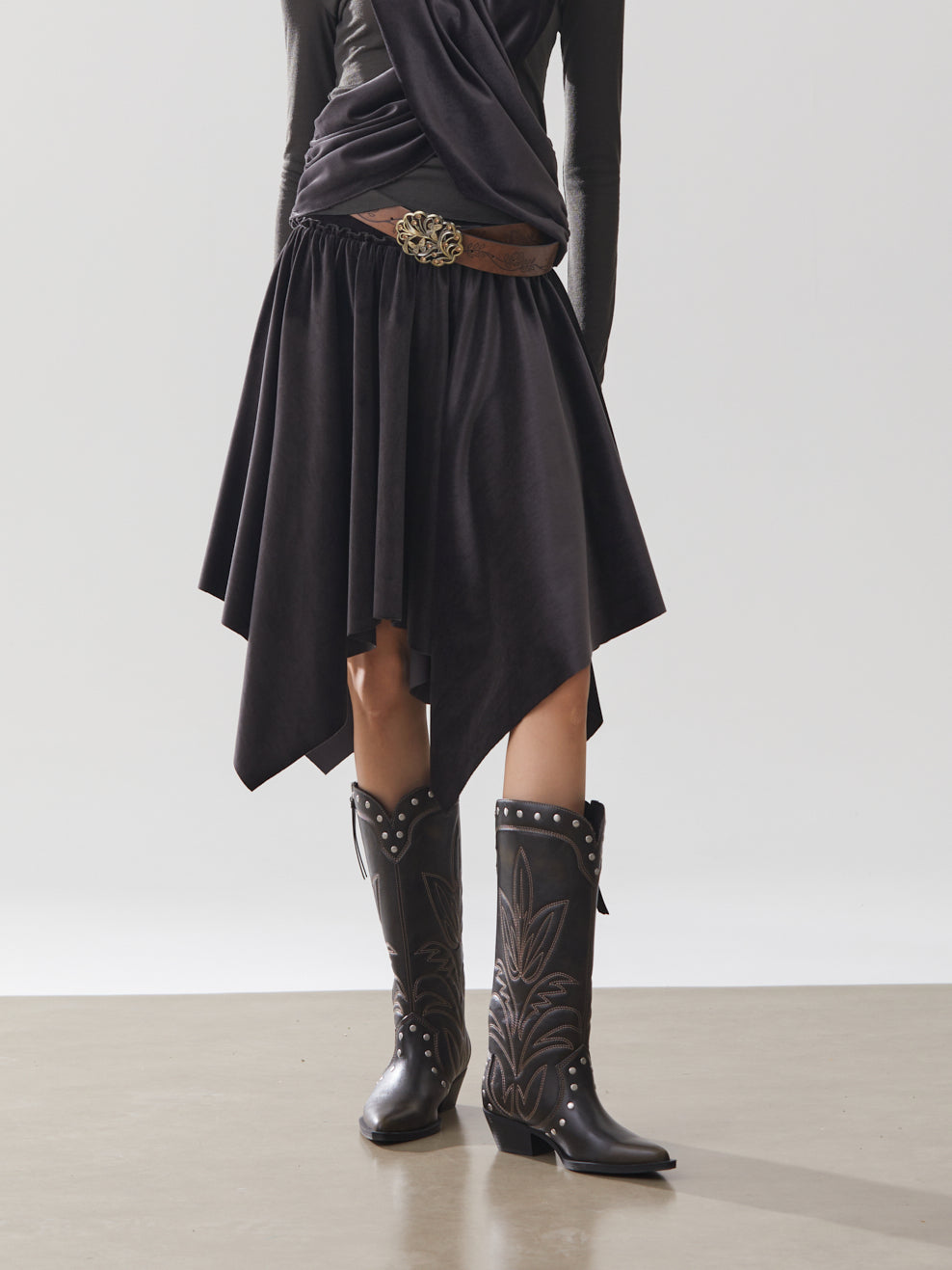 Asymmetrical Suede-Effect Party Skirt – Perfect for Fall & Winter Evenings